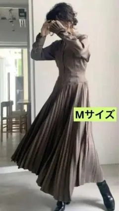 美品 アメリ SHAPELY CORSET DRESS プリーツ ワンピース Ameri（アメリ）の「SHAPELY CORSET DRESS（ワンピース）」 - WEAR