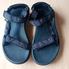 【used】Teva ハリケーンサンダル　23㎝のサムネイル