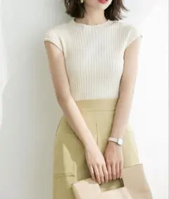 【未使用品】セゾンドパピヨン　フレンチスリーブ　サマーニット　アイボリー　M