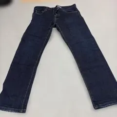 UNIQLO ダークブルー ストレートデニム