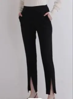 新品タグ付き！YENN フロントスリットレギンス パンツ 38 - メルカリ