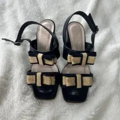 ネイビー リボン付き レザーサンダル Chay collections