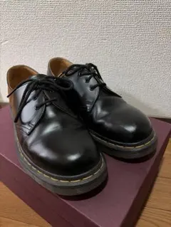 【美品】ドクターマーチン 3ホール UK7（26cm）ブラック