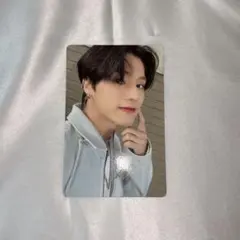 ATEEZ MOVEMENT DIARYver. LIMITED トレカ ウヨン - メルカリ