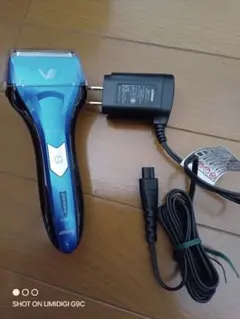 IZUMI　IZF-V56 メンズ電気シェーバー 往復式4枚刃 キワゾリ刃付きのサムネイル