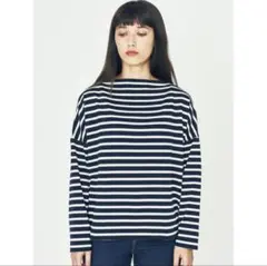 Ehyphen world gallery peace ボートネックプルオーバー