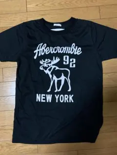 Abercrombie & Fitch Tシャツ ブラックのサムネイル