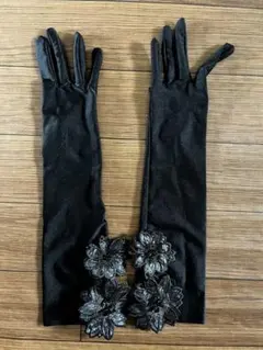 黒いサテン風ウェディンググローブ
