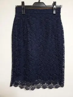 【UNIQLO】ユニクロ　レースタイトスカート