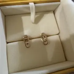 FENDI オーロック ピアス