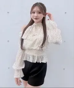 NOMAE レースフリルトップス - メルカリ