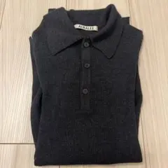 AURALEE 2025AW ウールニット　チャコール美品のサムネイル