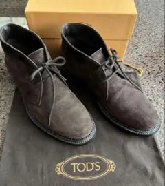 2025年最新】Tod's チャッカブーツの人気アイテム - メルカリ