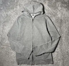 russell パーカー