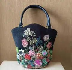 美品　Think Bee! シンクビー 花柄刺繍 ハンドバッグ フォーマル