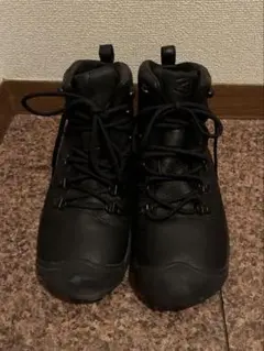 KEEN 登山靴 ピレニーズ　トレッキングブーツ PYRENEES 24cm