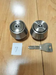 Item thumbnail for item 0387fe6d-3762-48ee-afe4-f39507b80d5b