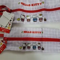 最終価格　Me%【HELLO KITTY】トラベルポーチ２個セット