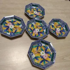 有田焼】雅東苑窯　九谷風図柄　八角型　銘々皿　小皿　5枚セット