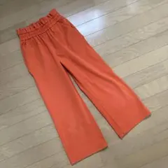 GU ジーユー　オレンジ　ワイドパンツ　ズボン　140