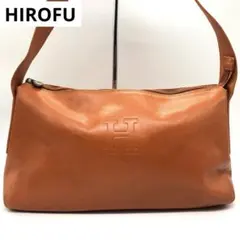 ヒロフ　HIROFU ワンショルダーバッグ　オレンジ系　ロゴ型押し　レザー