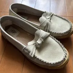 UGG アグ モカシン ベージュ