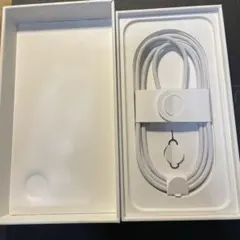 Apple iPhone 16e 箱　USB-Cケーブル付属