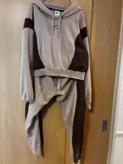 NIKE スウェット　セットアップ　レディース