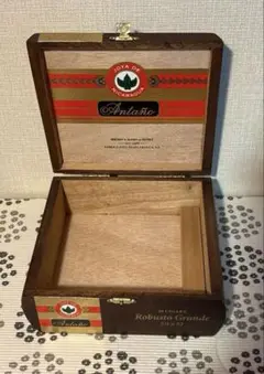 葉巻木箱　JOYA DE ANTANO アンティーク　シガーケース　（空箱