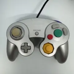 ゲームキューブ コントローラー switch
