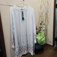 H&M☆刺繍入ストライプ長袖ワンピース☆ US 12