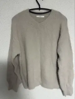 しまむらベージュ Vネック ニット 長袖Lサイズ　美品‼️