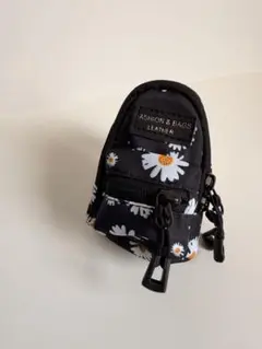 ミニリュック キーホルダー コインケース 小物入れ バッグチャーム かわいい