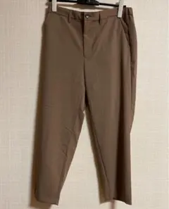 GU テーパードパンツ