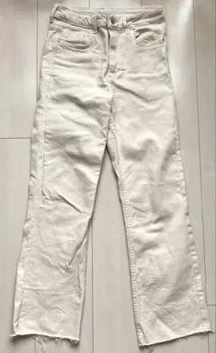 ZARA ザラ ホワイトデニム ストレートジーンズ フリンジ カジュアル XS