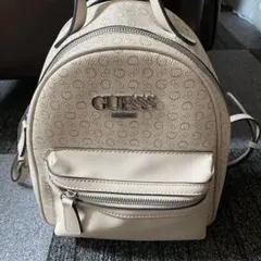 GUESS ミニリュック バックパック ベージュのサムネイル