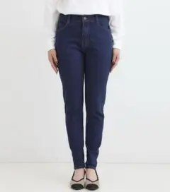 【美品】SHOO・LA・RUE ストレッチ デニムスキニーパンツのサムネイル