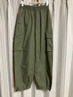 GU オリーブグリーン カーゴパンツ