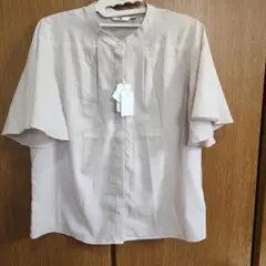 SUIT SELECT ほんのりシアーな半袖バンドカラーブラウス