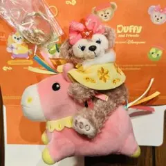 香港ディズニーランド　旧正月限定　シェリーメイ　午年　ぬいぐるみキーチェーン