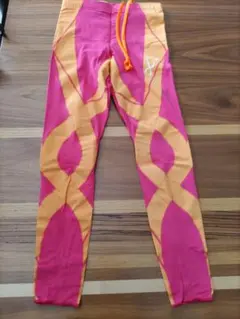 「CW-X」25周記念の復刻デザインタイツ　ワコールL　ラスト１つ