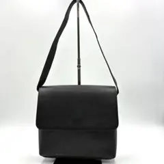 美品 GUCCI ワンショルダーバッグ 肩掛け フラップ レザー ブラック