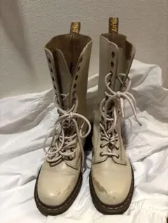 Dr.Martens/ホワイト/アイボリーロングブーツ レースアップ　24cm Dr.Martens/ホワイト/アイボリーロングブーツ レースアップ24cm
