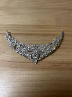 エレガントシルバークリスタルティアラ