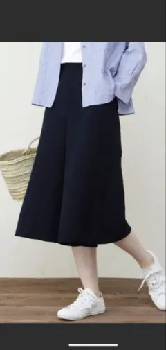 ヒューマンウーマンパンツ　アンタイトルインディヴィリフレクト２３区ロートレアモン