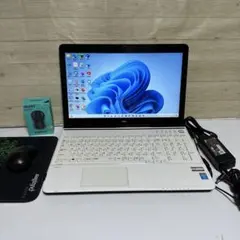 NECノートPC Core i7 爆速SSDメモリ8GB Win11 オフィス付のサムネイル