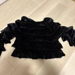 merry jenny フリル付きブラックトップス F