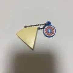 6Pチーズ ミニチュアチャーム キーホルダー 2個セット - メルカリ