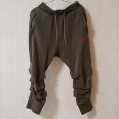 PUMA グリーン ハーフスウェット