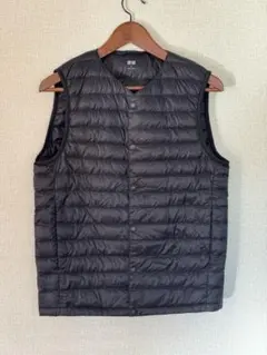 ユニクロ ウルトラライトダウン ベスト ブラック S ダウンジャケット メンズ